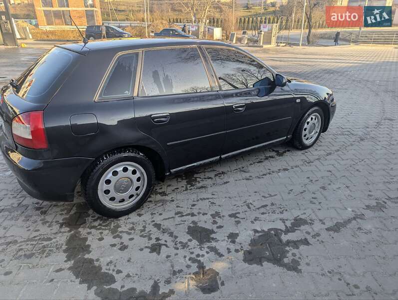 Хетчбек Audi A3 2001 в Львові