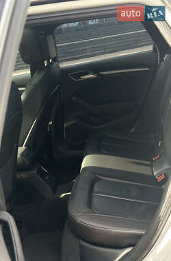 Хэтчбек Audi A3 2016 в 