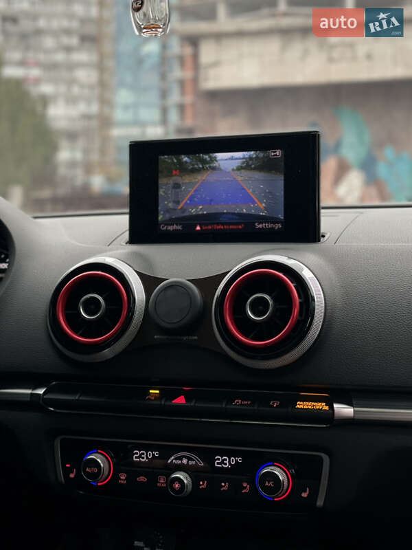 Седан Audi A3 2014 в Дніпрі