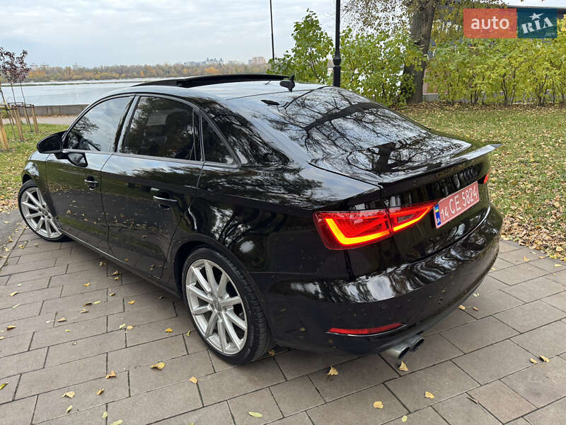 Седан Audi A3 2015 в Киеве