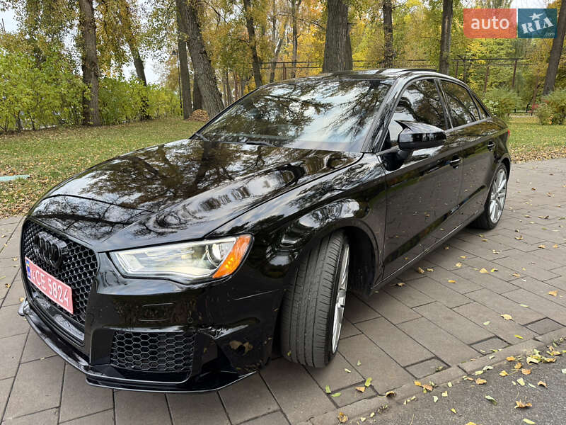 Седан Audi A3 2015 в Киеве