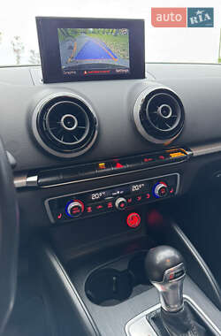 Седан Audi A3 2015 в 