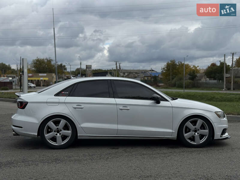 Седан Audi A3 2015 в Черкассах