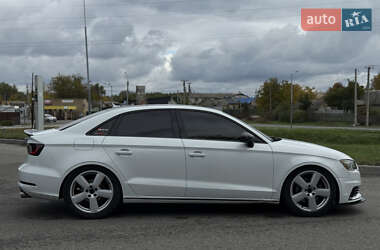 Седан Audi A3 2015 в 