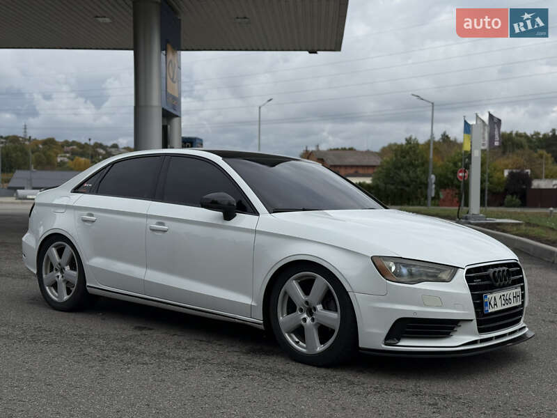 Седан Audi A3 2015 в Черкассах