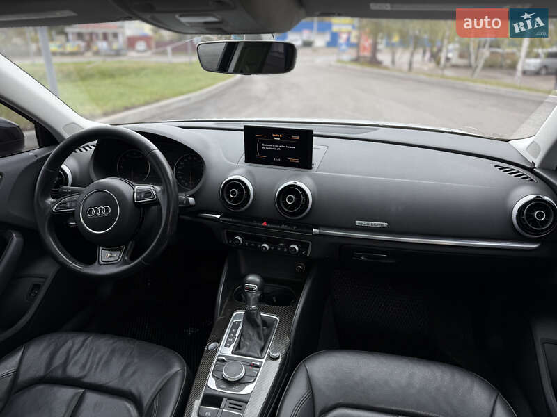 Седан Audi A3 2015 в Черкассах
