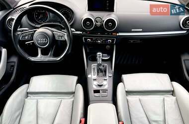 Седан Audi A3 2016 в  фото 42 Седан Audi A3 2016 в