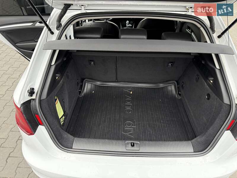 Хэтчбек Audi A3 2015 в Полтаве