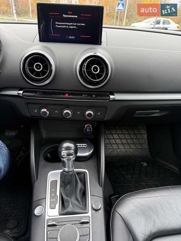 Хэтчбек Audi A3 2015 в Полтаве