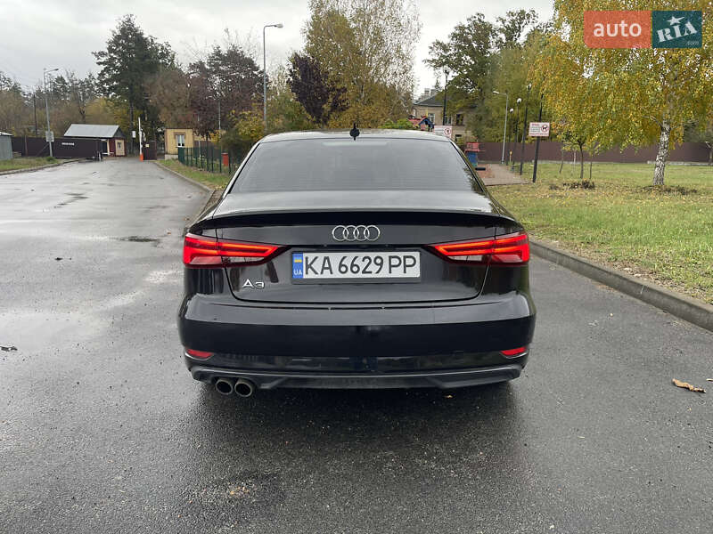 Седан Audi A3 2019 в Киеве