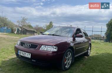 Хетчбек Audi A3 1999 в 