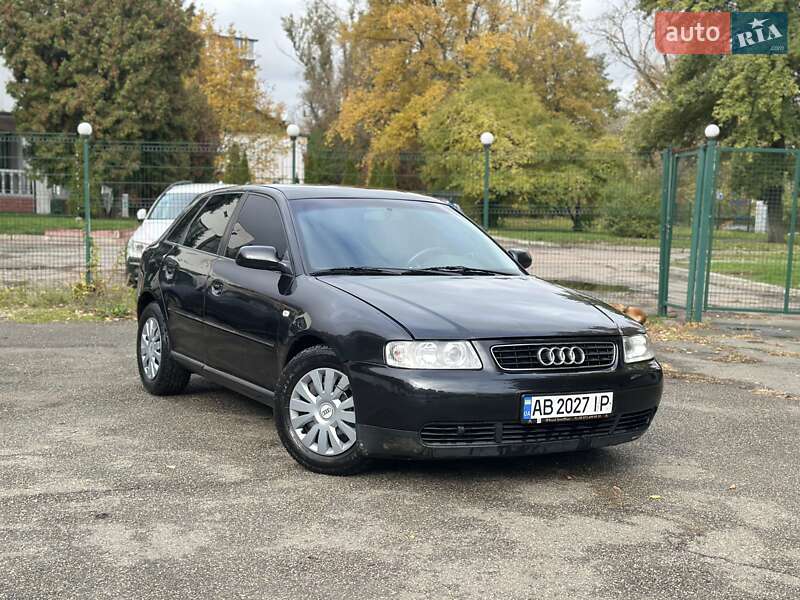 Хэтчбек Audi A3 2002 в Киеве