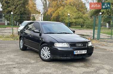 Хетчбек Audi A3 2002 в 
