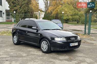 Хетчбек Audi A3 2002 в 
