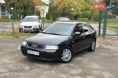 Хетчбек Audi A3 2002 в 