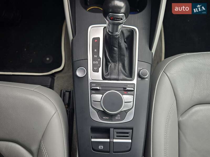 Седан Audi A3 2016 в Києві