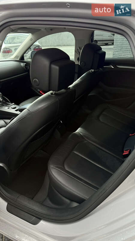 Седан Audi A3 2014 в Києві