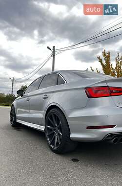 Седан Audi A3 2016 в 