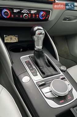 Седан Audi A3 2016 в 