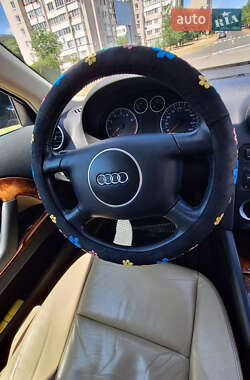 Хетчбек Audi A3 2004 в  фото 8 Хетчбек Audi A3 2004 в