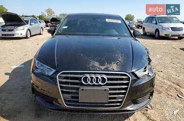 Седан Audi A3 2015 в  фото 5 Седан Audi A3 2015 в