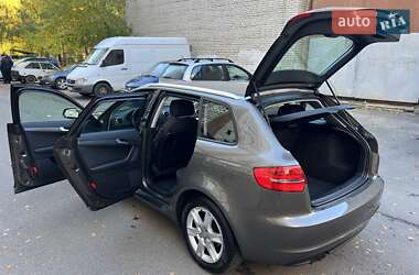 Хетчбек Audi A3 2010 в 
