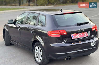 Хэтчбек Audi A3 2010 в 