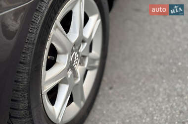 Хэтчбек Audi A3 2010 в 
