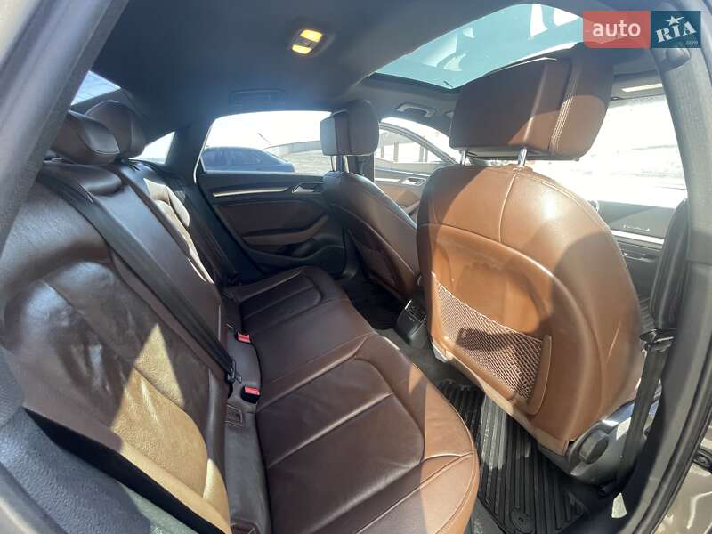 Седан Audi A3 2015 в Одессе