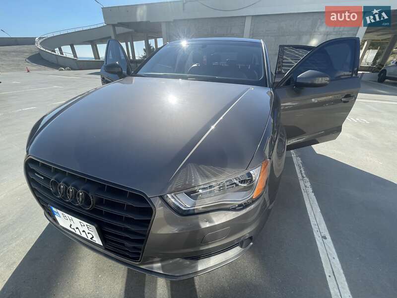 Седан Audi A3 2015 в Одессе