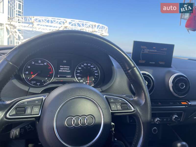 Седан Audi A3 2015 в Одессе