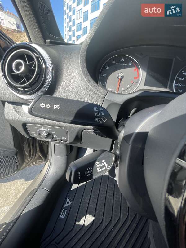 Седан Audi A3 2015 в Одессе