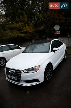 Седан Audi A3 2014 в Києві