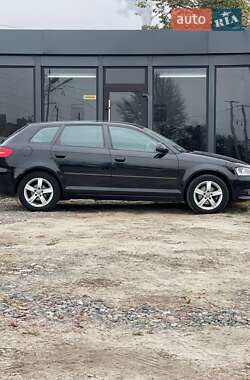 Хетчбек Audi A3 2009 в 