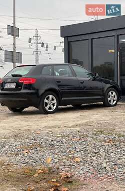 Хетчбек Audi A3 2009 в 