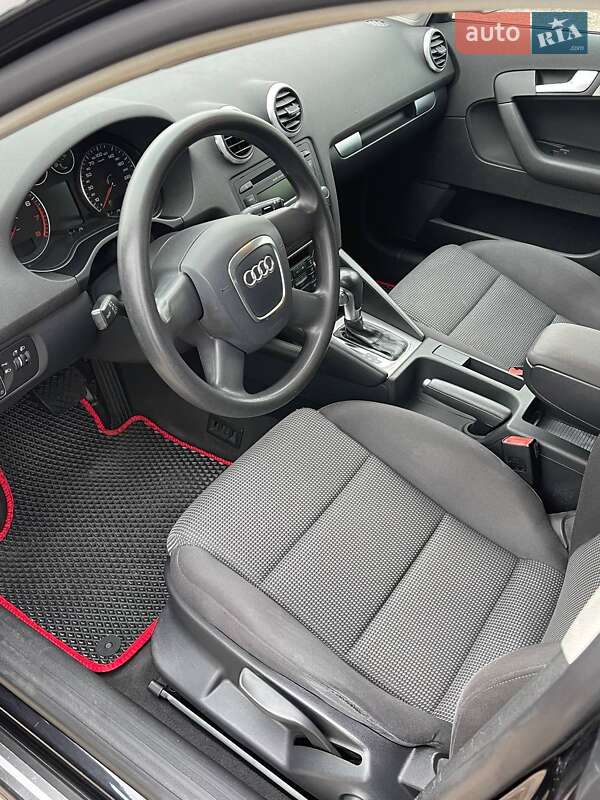 Хетчбек Audi A3 2009 в Києві фото 9 Хетчбек Audi A3 2009 в Києві
