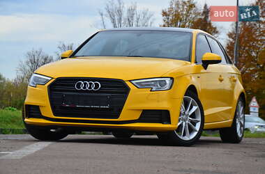 Хетчбек Audi A3 2016 в Дрогобичі
