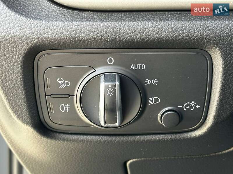 Хетчбек Audi A3 2017 в Львові фото 17 Хетчбек Audi A3 2017 в Львові