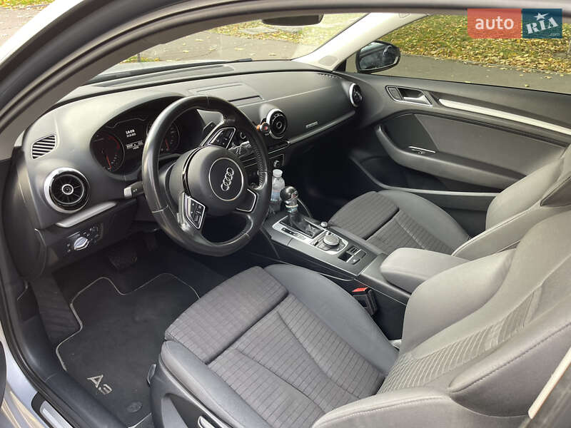 Хетчбек Audi A3 2015 в Києві фото 9 Хетчбек Audi A3 2015 в Києві