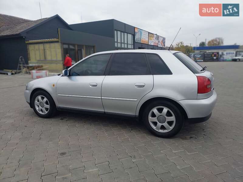 Хэтчбек Audi A3 1999 в Житомире