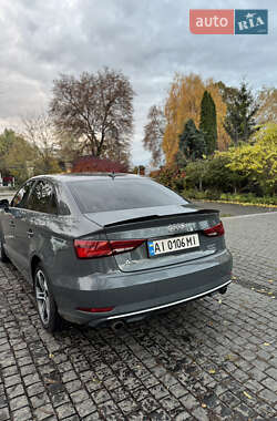 Седан Audi A3 2016 в Фастове