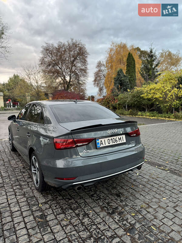 Седан Audi A3 2016 в Фастове