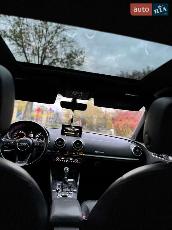 Седан Audi A3 2016 в Фастове