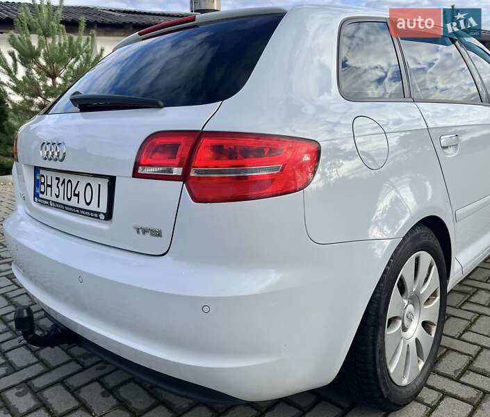 Хетчбек Audi A3 2012 в Золочеві фото 26 Хетчбек Audi A3 2012 в Золочеві