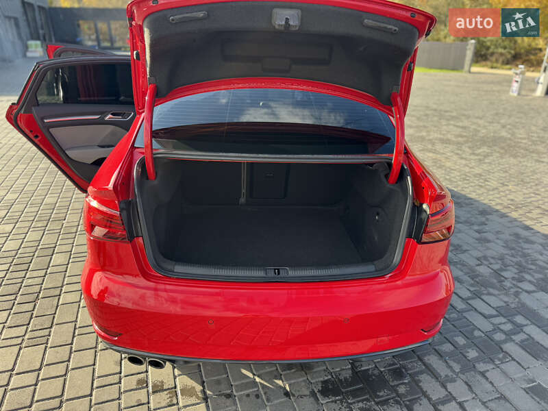 Седан Audi A3 2020 в Гатне