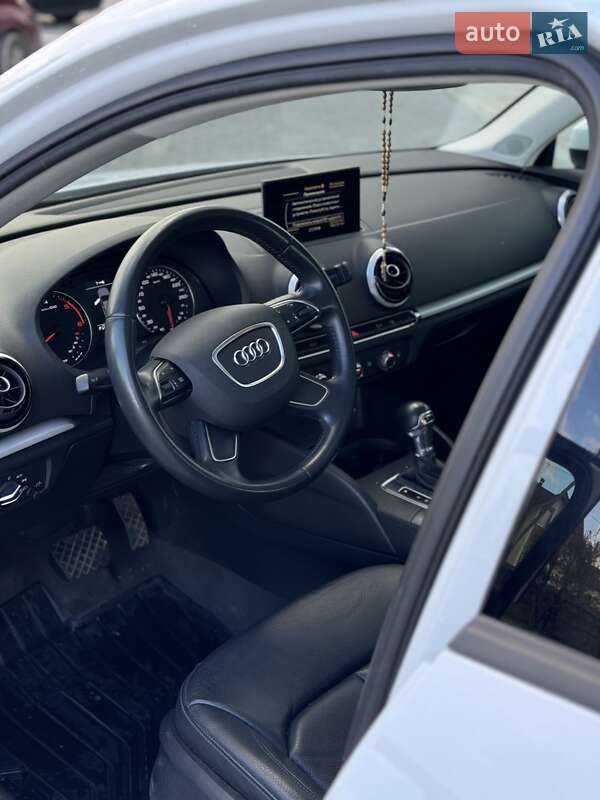 Седан Audi A3 2015 в Трускавці фото 13 Седан Audi A3 2015 в Трускавці
