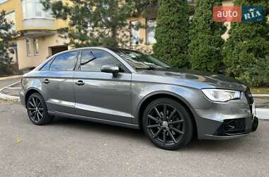 Седан Audi A3 2015 в Харькове