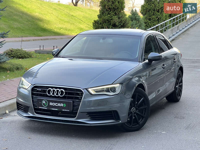 Седан Audi A3 2015 в Києві