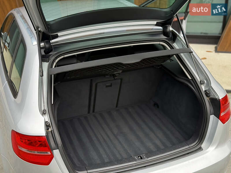 Хэтчбек Audi A3 2012 в Луцке