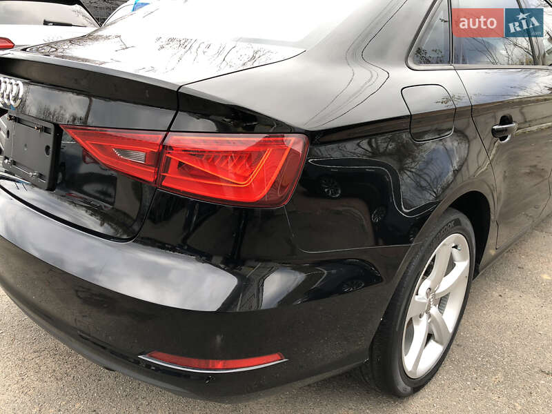 Седан Audi A3 2015 в Ірпені